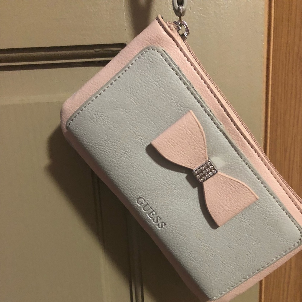 Guess purse